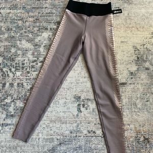 Medium Ultracor leggings